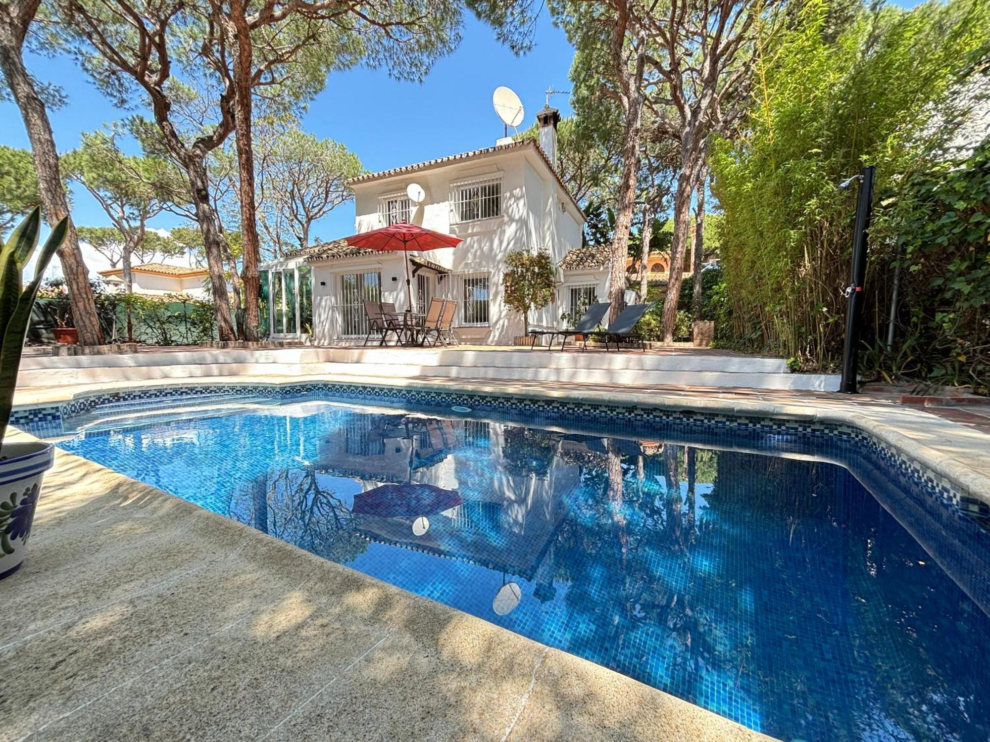 Marbella White Home, Calahonda, By Sol Maestranza